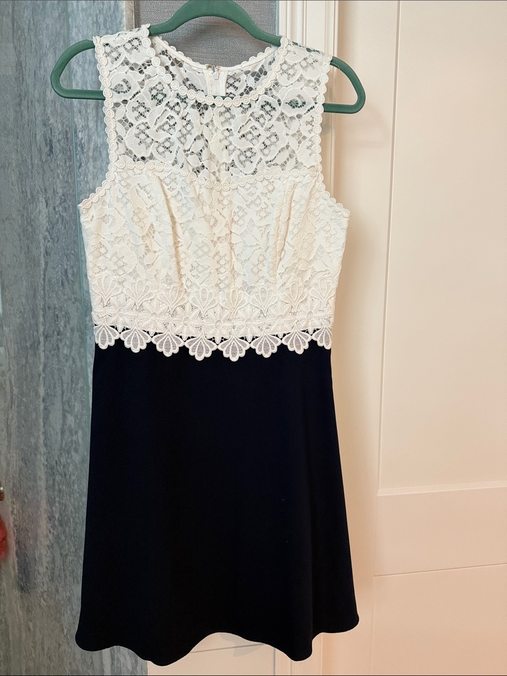 Lilly Pulitzer Carolyn White Lace Top Navy Skirt Midi Dress
